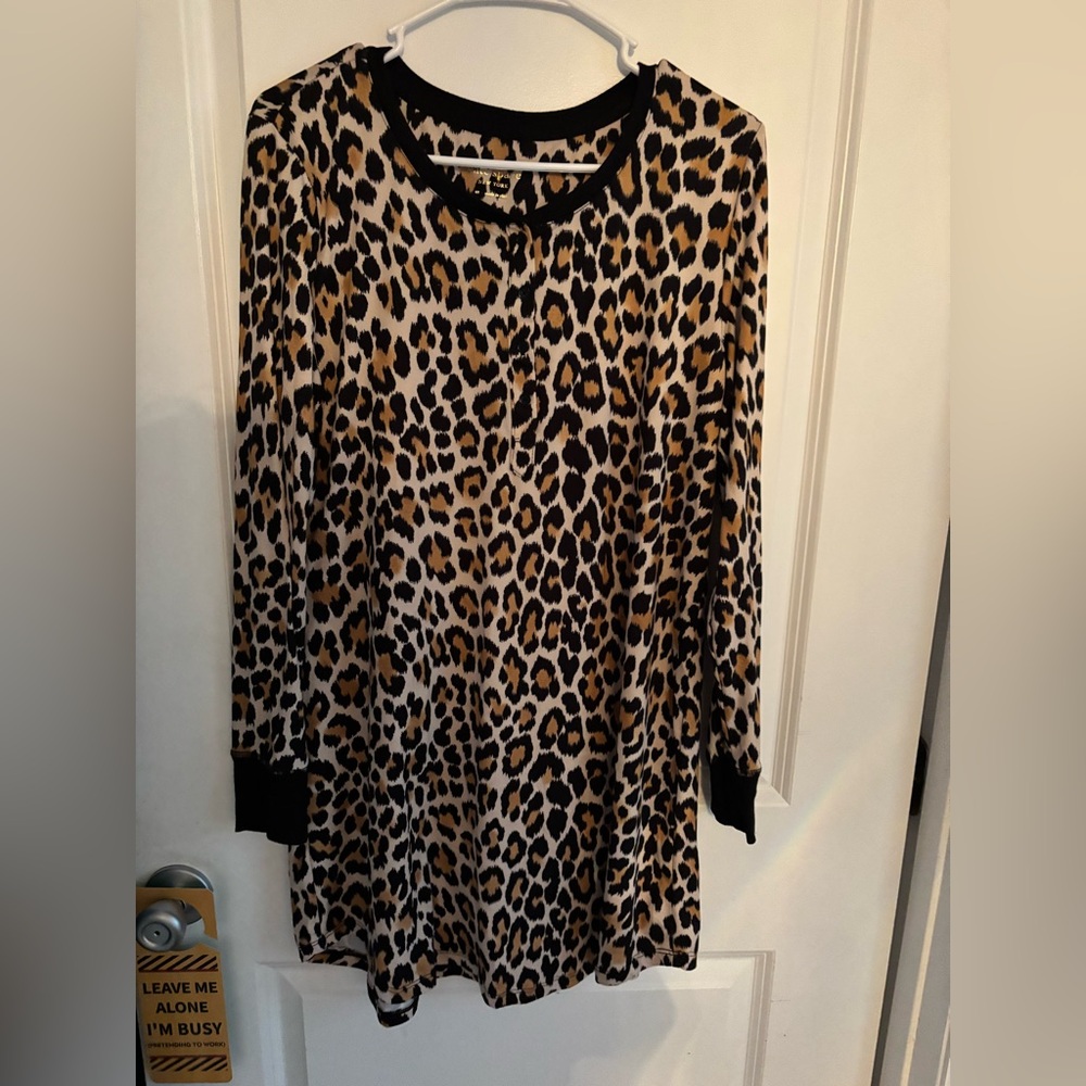 Kate Spade Black and Tan Animal Print Long Sleeve nightgown